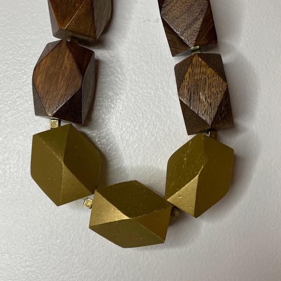 Vintage geometric brown wood and gold large abstract necklace earrings! - Picture 4 of 11